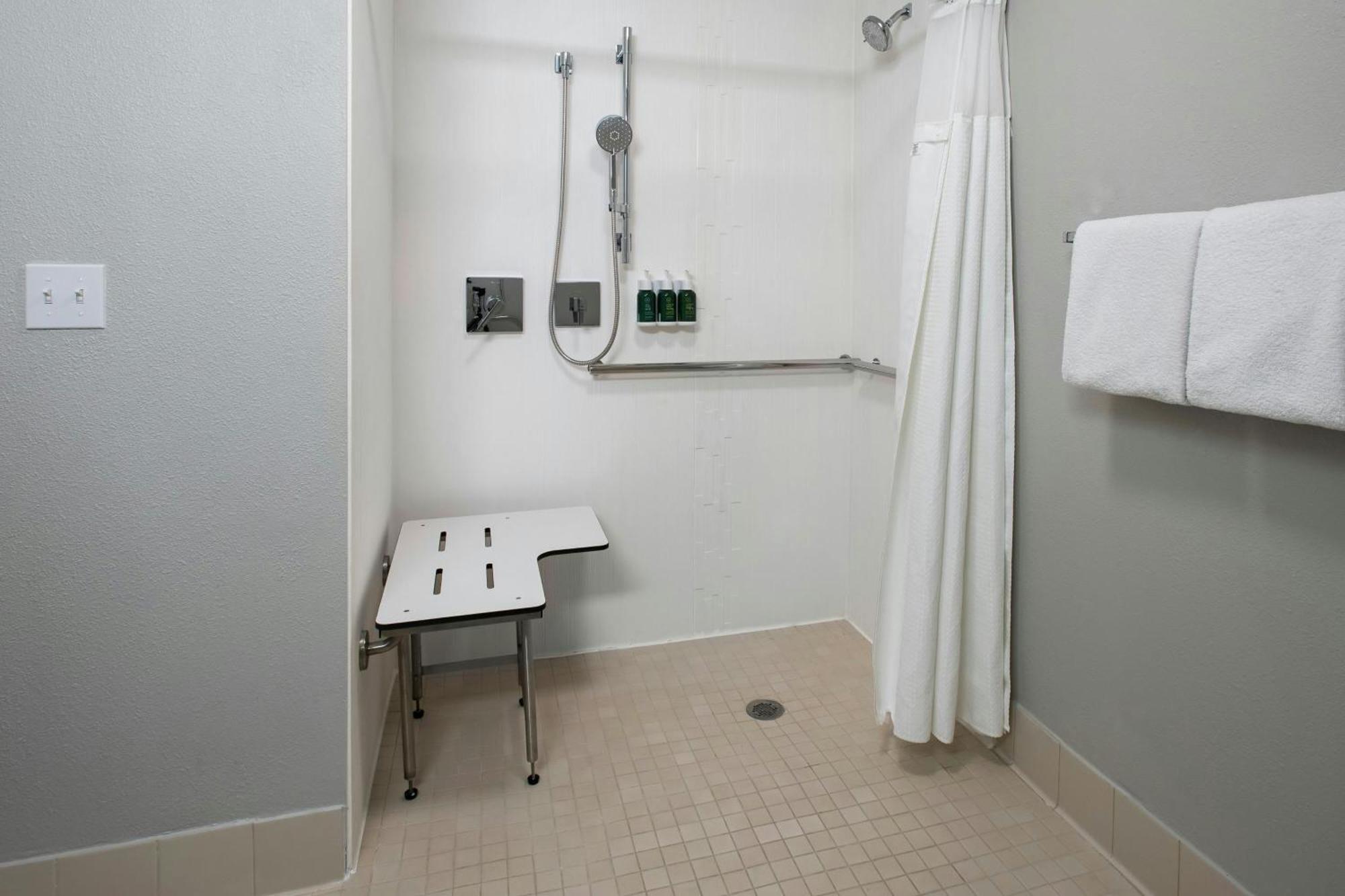 Courtyard By Marriott Annapolis Hotell Exteriör bild
