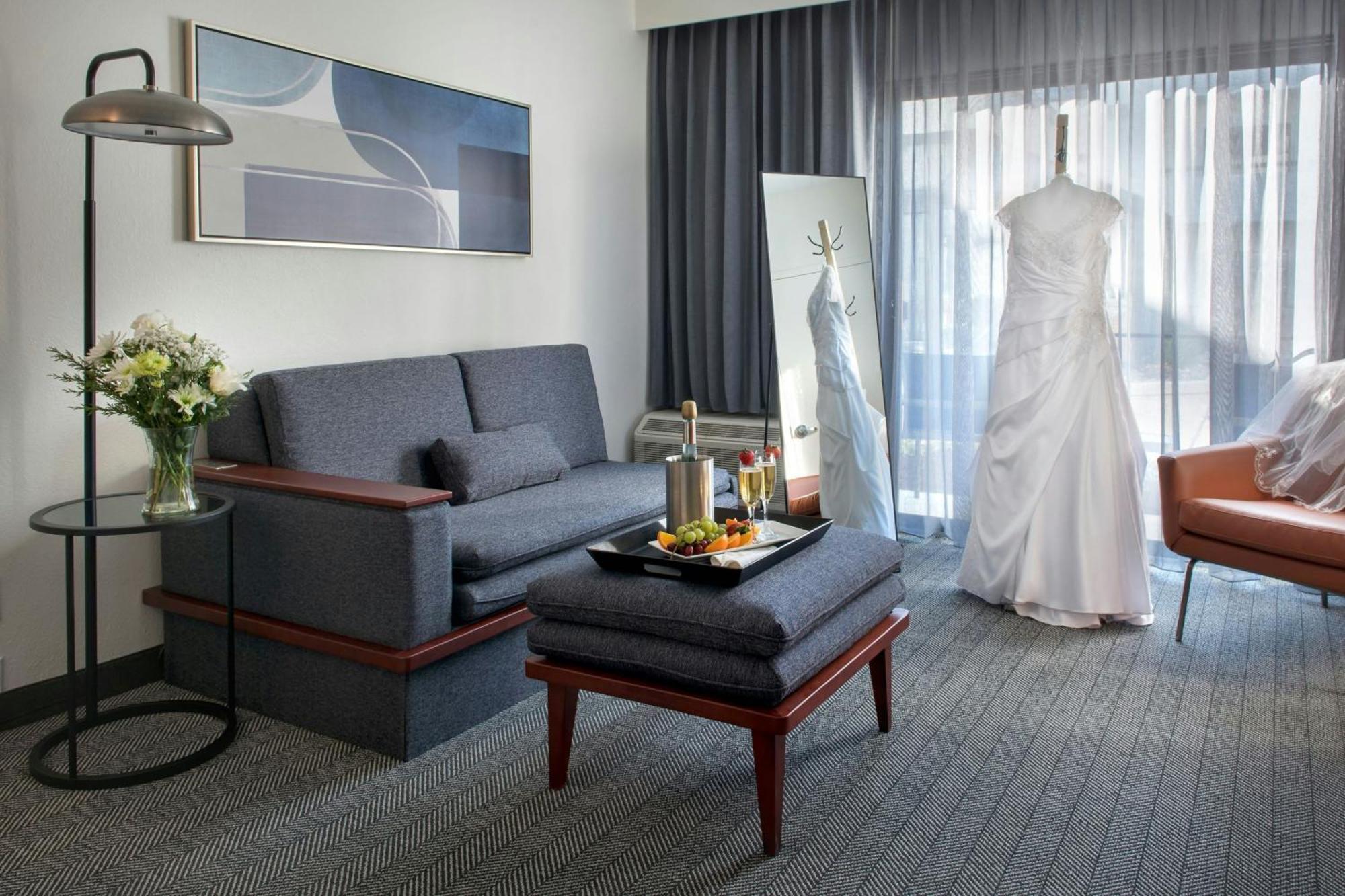 Courtyard By Marriott Annapolis Hotell Exteriör bild