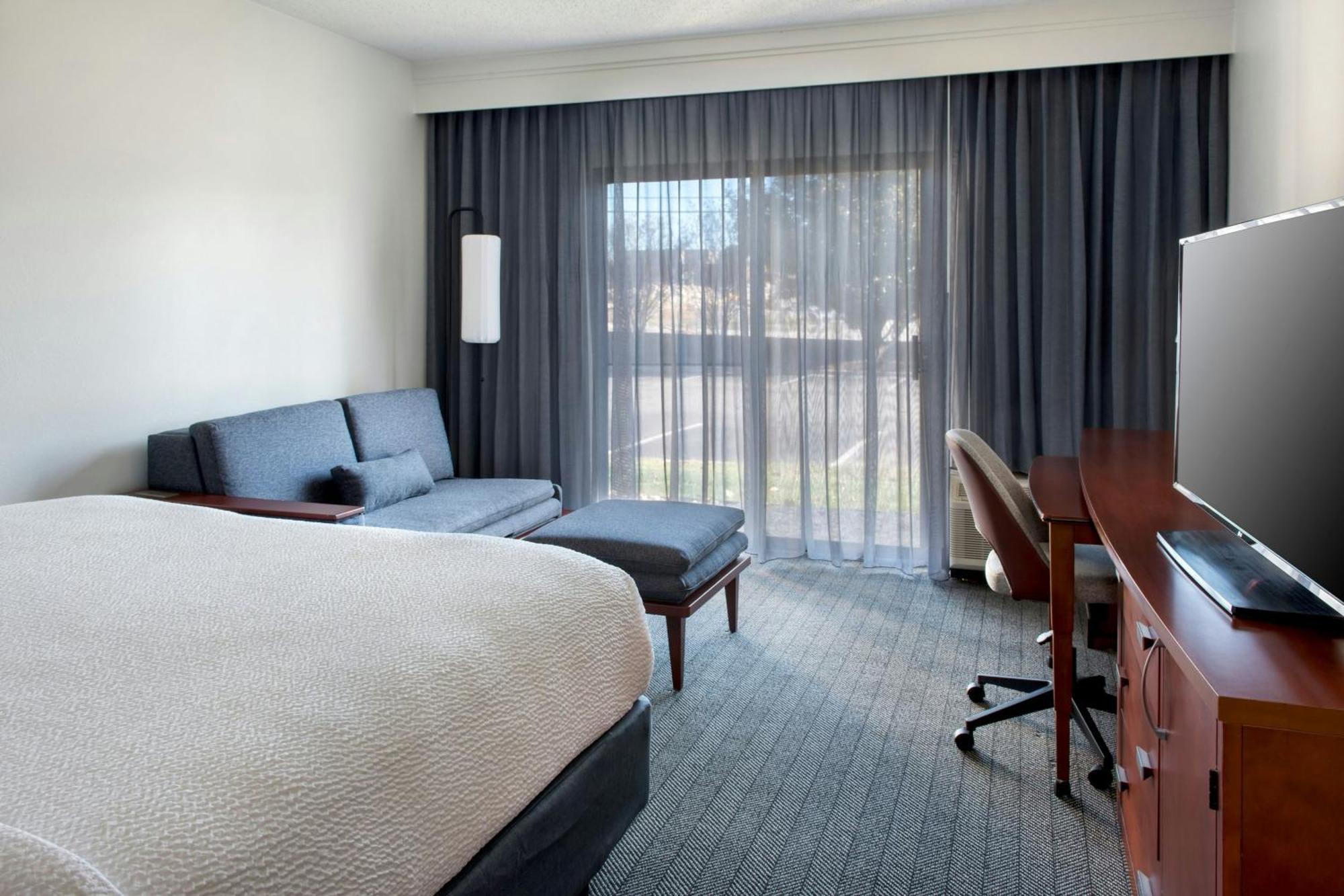 Courtyard By Marriott Annapolis Hotell Exteriör bild
