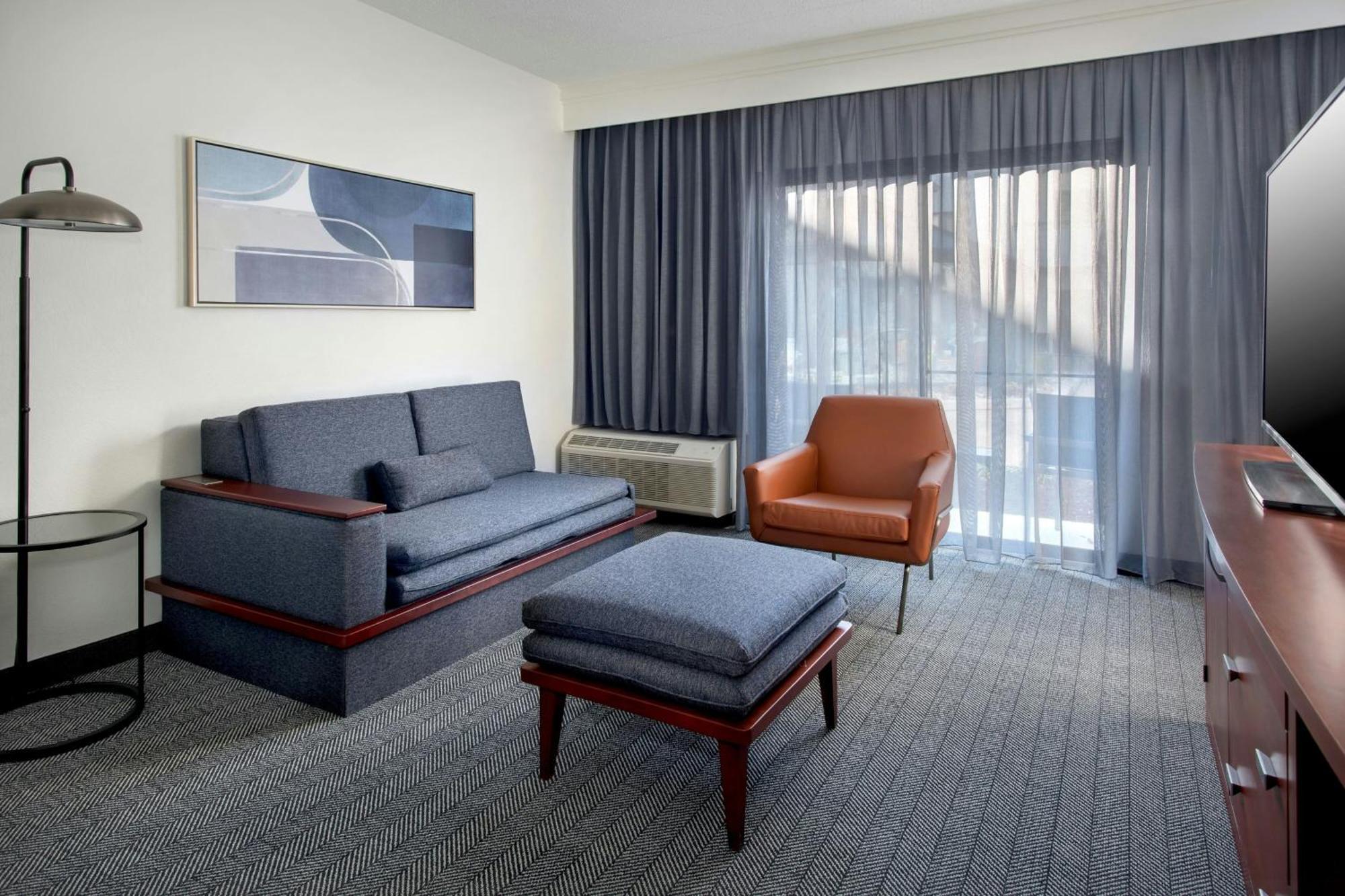 Courtyard By Marriott Annapolis Hotell Exteriör bild